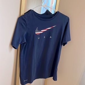 Nike tee